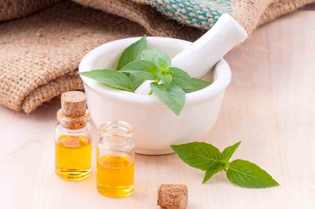 17 Amazing Benefits Of Castor Oil